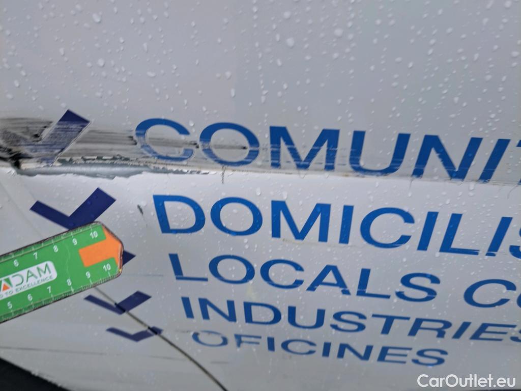  Citroen  Berlingo CITROEN  / 2018 / 4P / furgón derivado de turismo Doble Cab. Talla XL BlueHDi 100 CONTROL #11