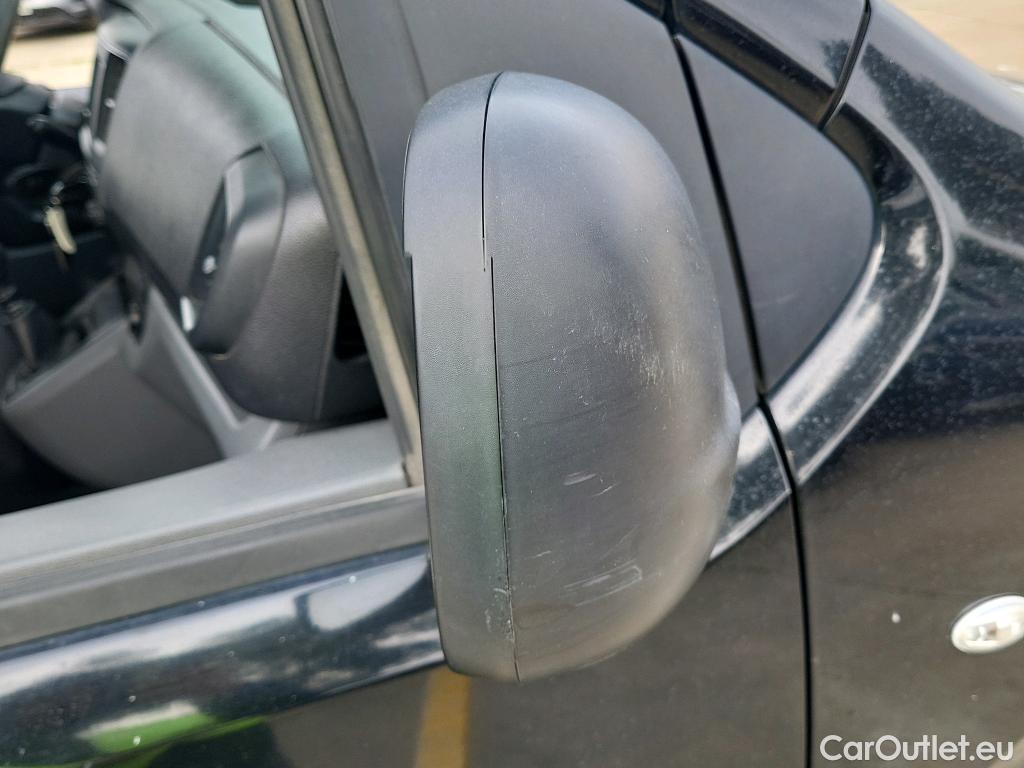  Opel  Vivaro OPEL  / 2019 / 4P / combi 1.5 Diésel 88kW (120CV) L Std Express #62