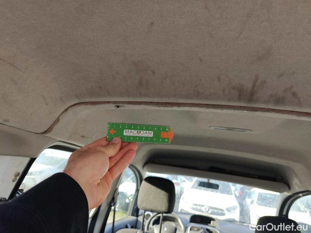  Renault  Kangoo RENAULT  Combi / 2013 / 4P / combi Profesional M1-AF En. dCi 66kW (90CV) E6 #72