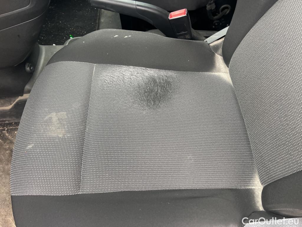  Peugeot  Partner PEUGEOT  / 2018 / 3P / furgón derivado de turismo Pro Standard 600kg BlueHDi 73kW #23