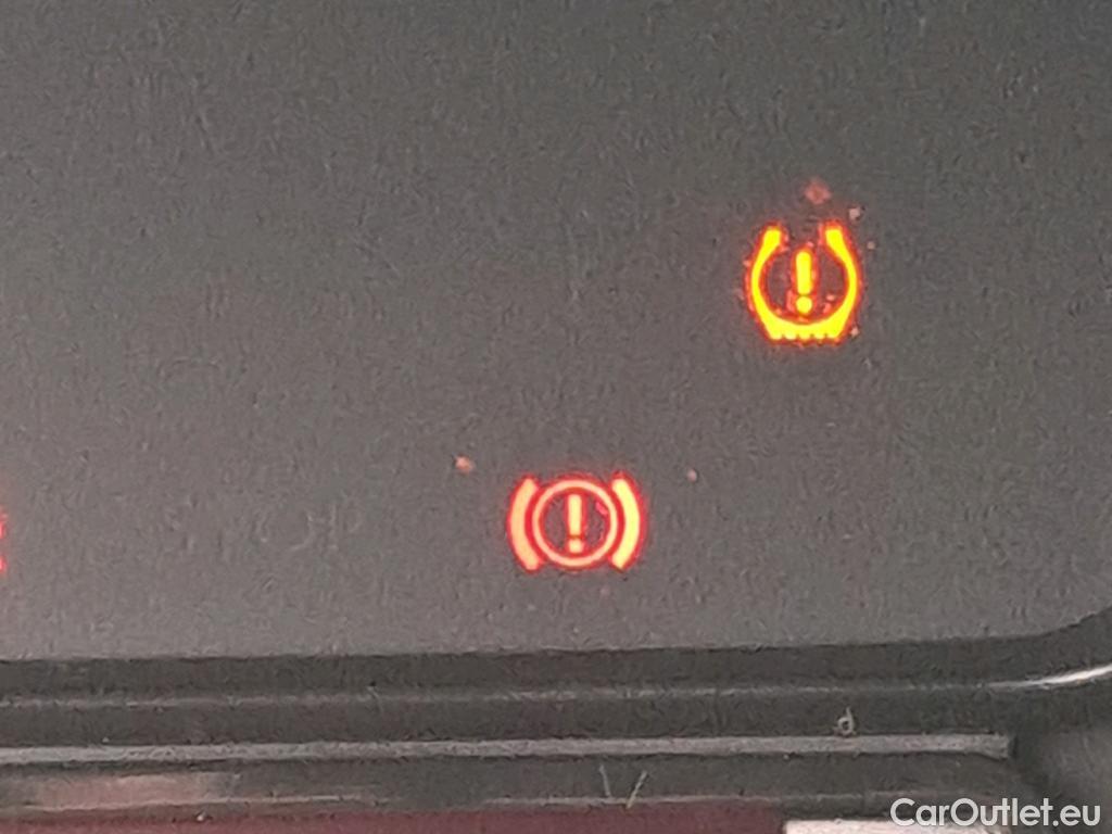  Citroen  Berlingo CITROEN  / 2018 / 4P / furgón derivado de turismo Doble Cab. Talla XL BlueHDi 100 CONTROL #52