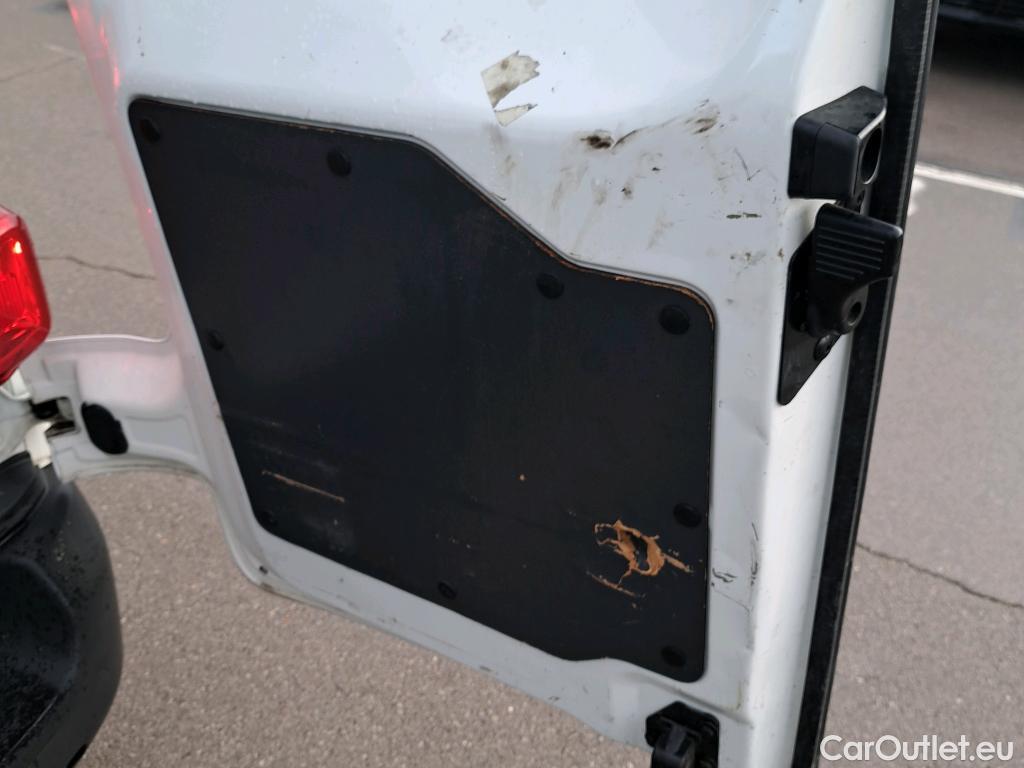  Peugeot  Expert PEUGEOT  / 2016 / 4P / furgón Furgón Pro BlueHDi 85KW (115CV) Standard #18