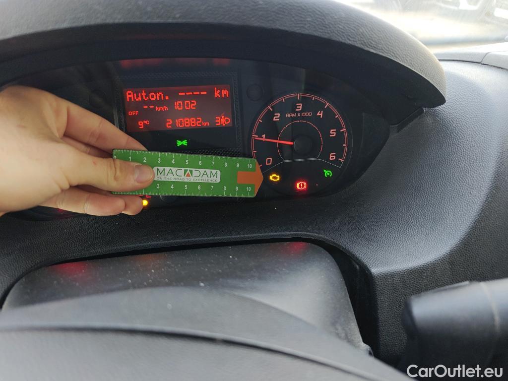  Peugeot  Boxer PEUGEOT  / 2014 / 4P / furgón Pack 335 L3H2 BlueHDi 96KW (130CV) #75