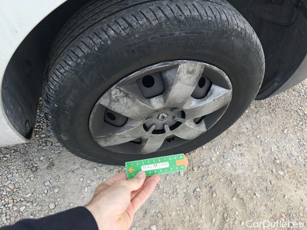  Renault  Kangoo RENAULT  Combi / 2013 / 4P / combi Profesional M1-AF En. dCi 66kW (90CV) E6 #66