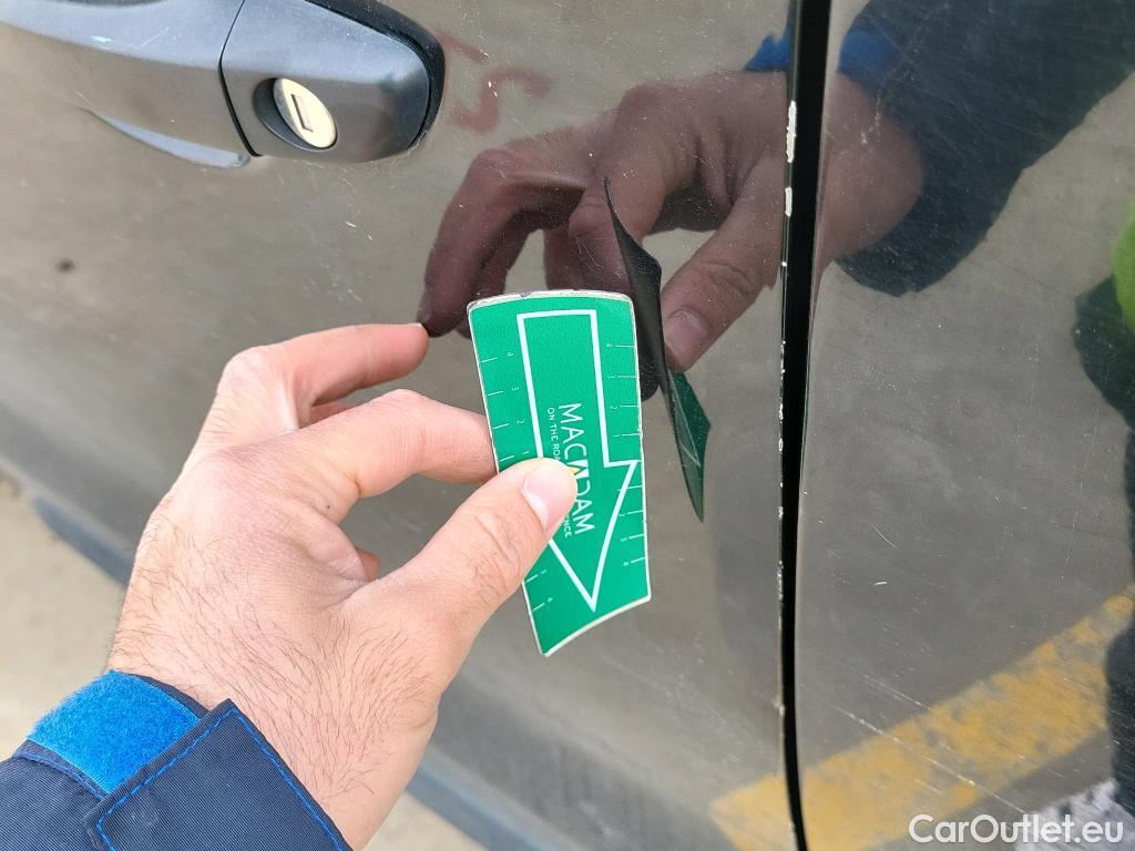  Opel  Vivaro OPEL  / 2019 / 4P / combi 1.5 Diésel 88kW (120CV) L Std Express #18