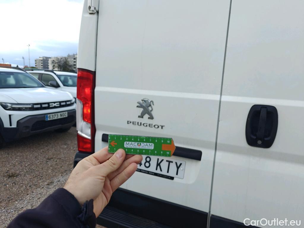  Peugeot  Boxer PEUGEOT  / 2014 / 4P / furgón Pack 335 L3H2 BlueHDi 96KW (130CV) #71