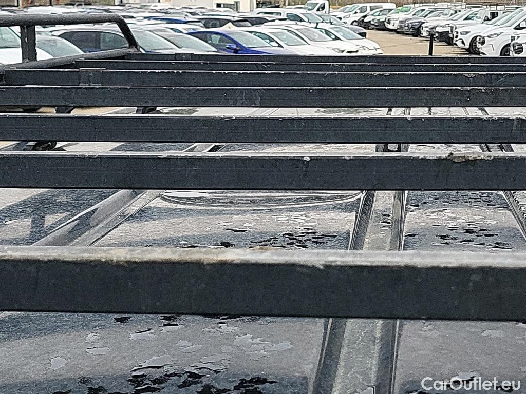  Opel  Vivaro OPEL  / 2019 / 4P / combi 1.5 Diésel 88kW (120CV) L Std Express #8