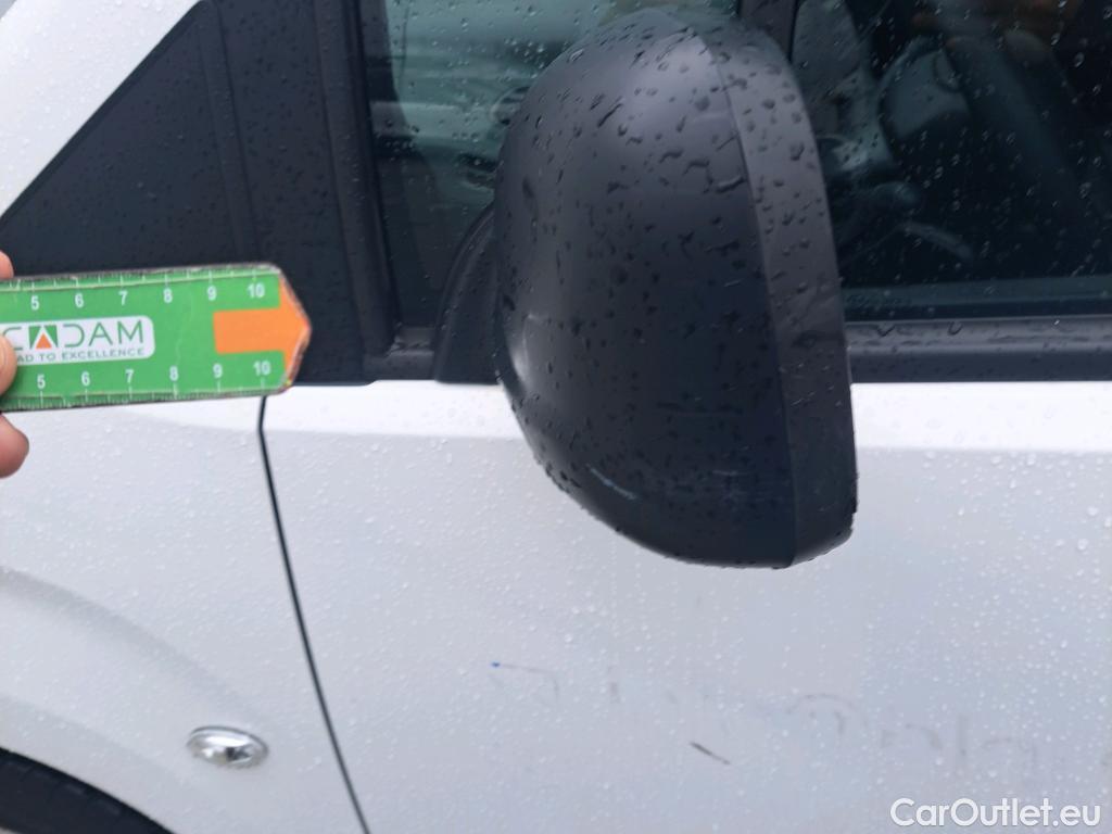  Citroen  Berlingo CITROEN  / 2018 / 4P / furgón derivado de turismo Doble Cab. Talla XL BlueHDi 100 CONTROL #49