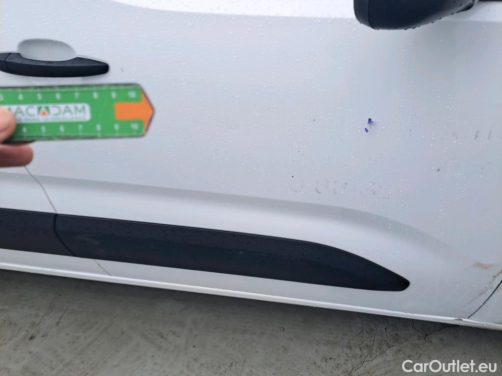  Citroen  Berlingo CITROEN  / 2018 / 4P / furgón derivado de turismo Doble Cab. Talla XL BlueHDi 100 CONTROL #17