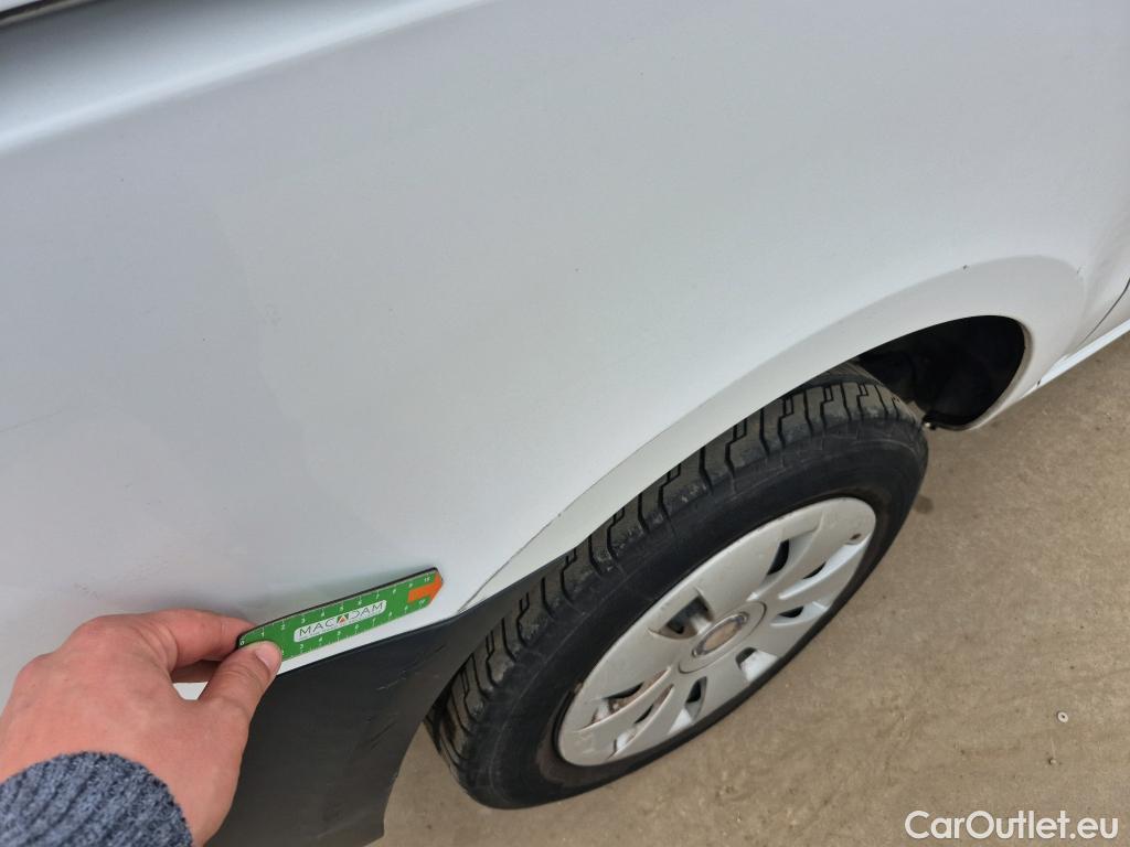  Mercedes  Vito MERCEDES-BENZ  / 2014 / 4P / furgón 110CDI 75kW furgón Pro compacta #5