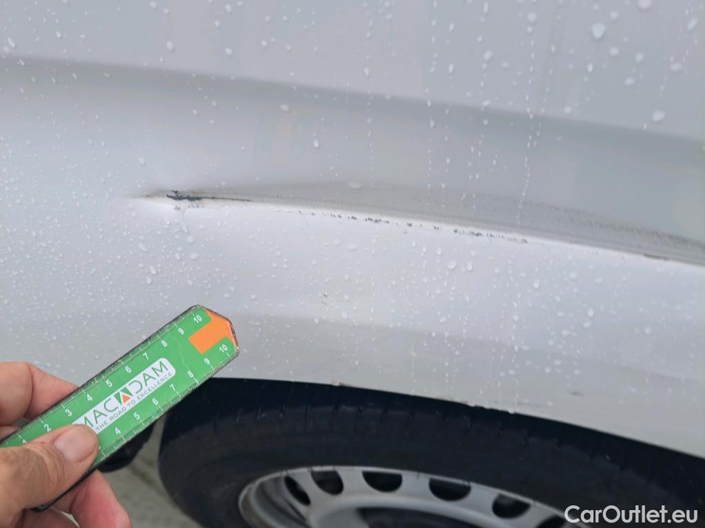  Citroen  Berlingo CITROEN  / 2018 / 4P / furgón derivado de turismo Doble Cab. Talla XL BlueHDi 100 CONTROL #3