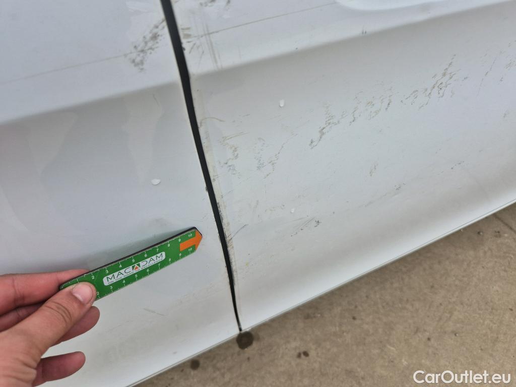  Mercedes  Vito MERCEDES-BENZ  / 2014 / 4P / furgón 110CDI 75kW furgón Pro compacta #23