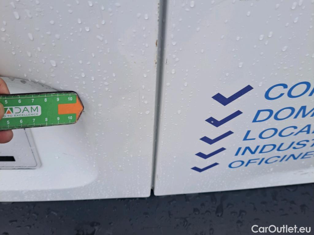  Citroen  Berlingo CITROEN  / 2018 / 4P / furgón derivado de turismo Doble Cab. Talla XL BlueHDi 100 CONTROL #21