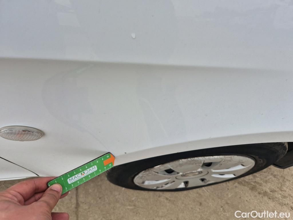  Mercedes  Vito MERCEDES-BENZ  / 2014 / 4P / furgón 110CDI 75kW furgón Pro compacta #48