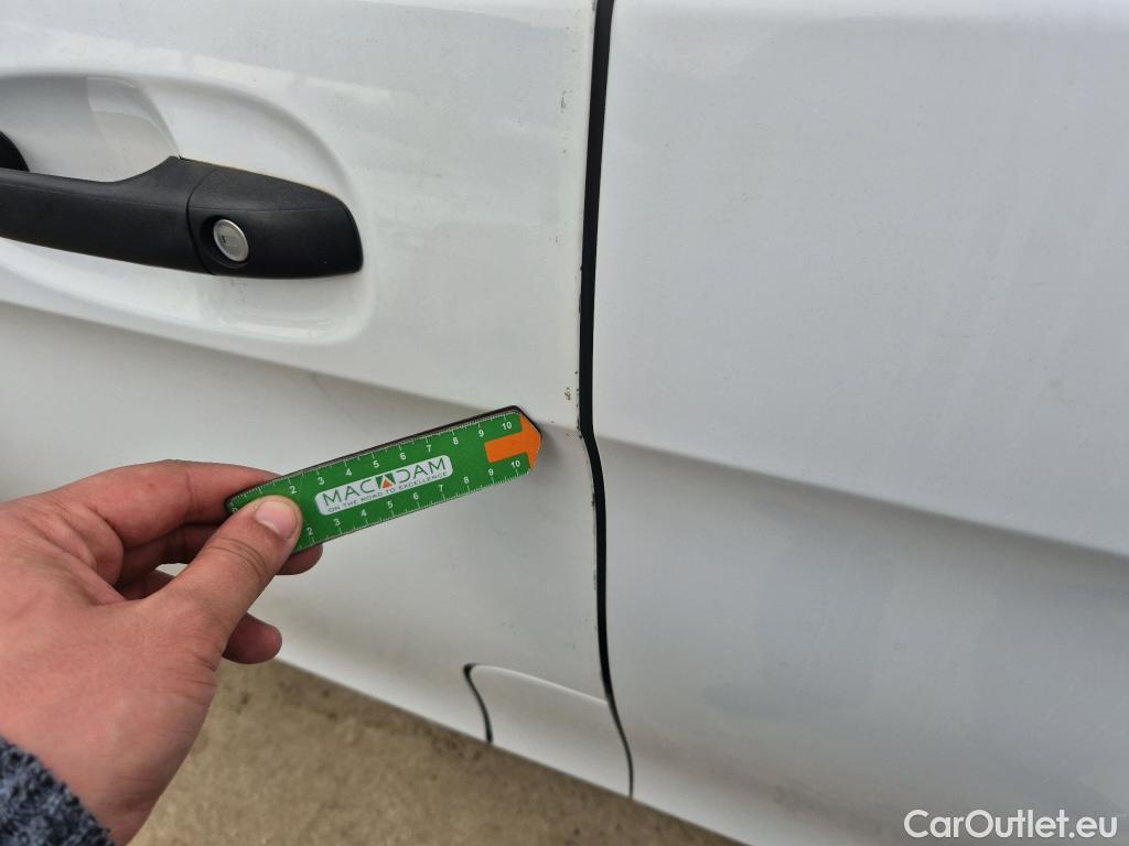  Mercedes  Vito MERCEDES-BENZ  / 2014 / 4P / furgón 110CDI 75kW furgón Pro compacta #26