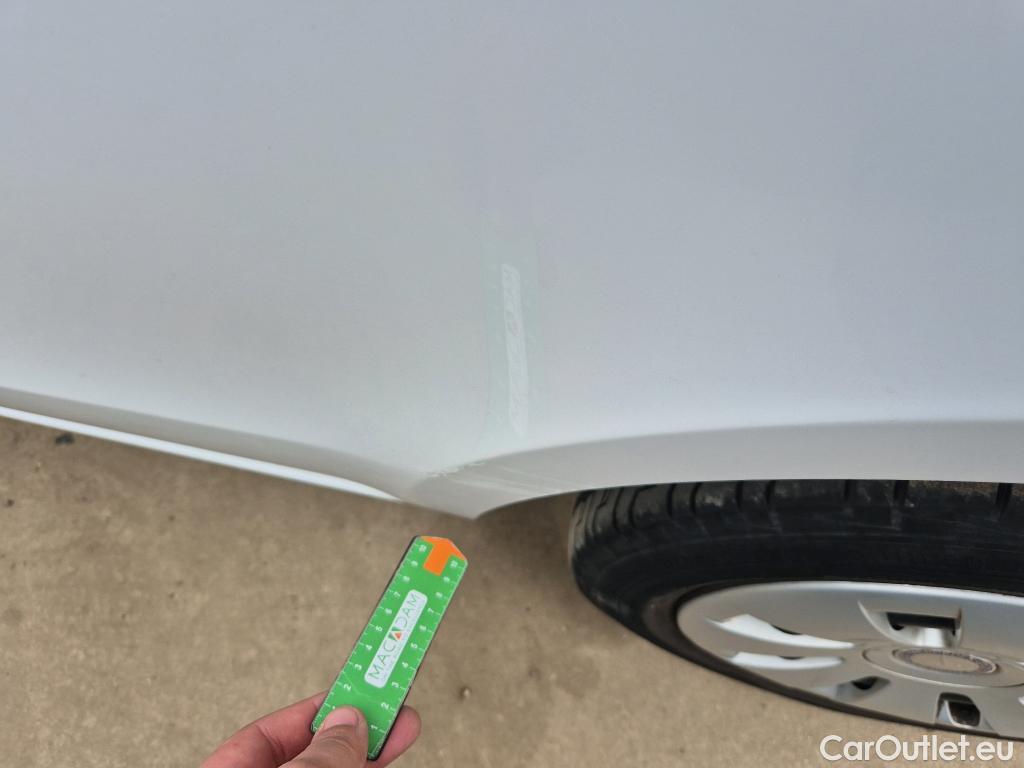  Mercedes  Vito MERCEDES-BENZ  / 2014 / 4P / furgón 110CDI 75kW furgón Pro compacta #3