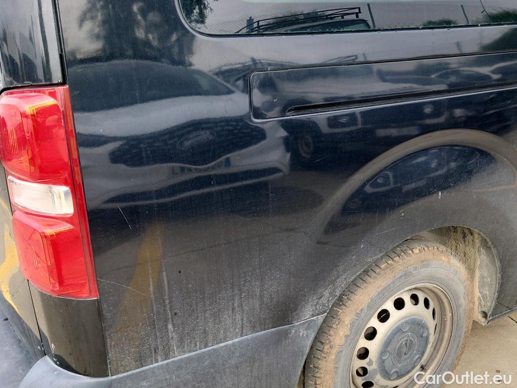  Opel  Vivaro OPEL  / 2019 / 4P / combi 1.5 Diésel 88kW (120CV) L Std Express #9