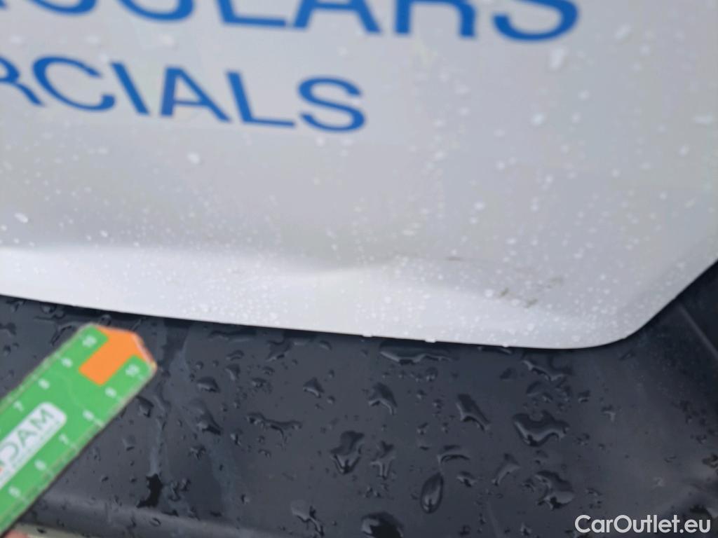  Citroen  Berlingo CITROEN  / 2018 / 4P / furgón derivado de turismo Doble Cab. Talla XL BlueHDi 100 CONTROL #15