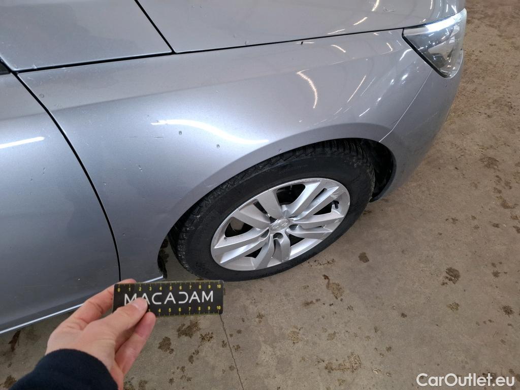  Peugeot  308 PEUGEOT  5p Berline BlueHDi 130 EAT8 S&S ACTIVE BUSINESS #36