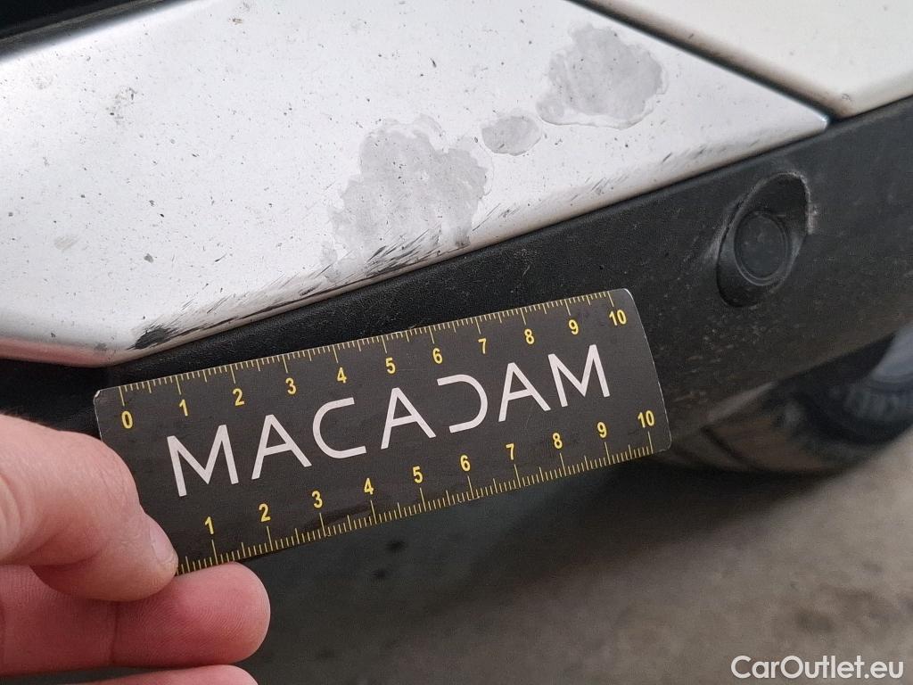  Peugeot  3008 PEUGEOT  / 2020 / 5P / SUV BlueHDi 130 S&S GT #22