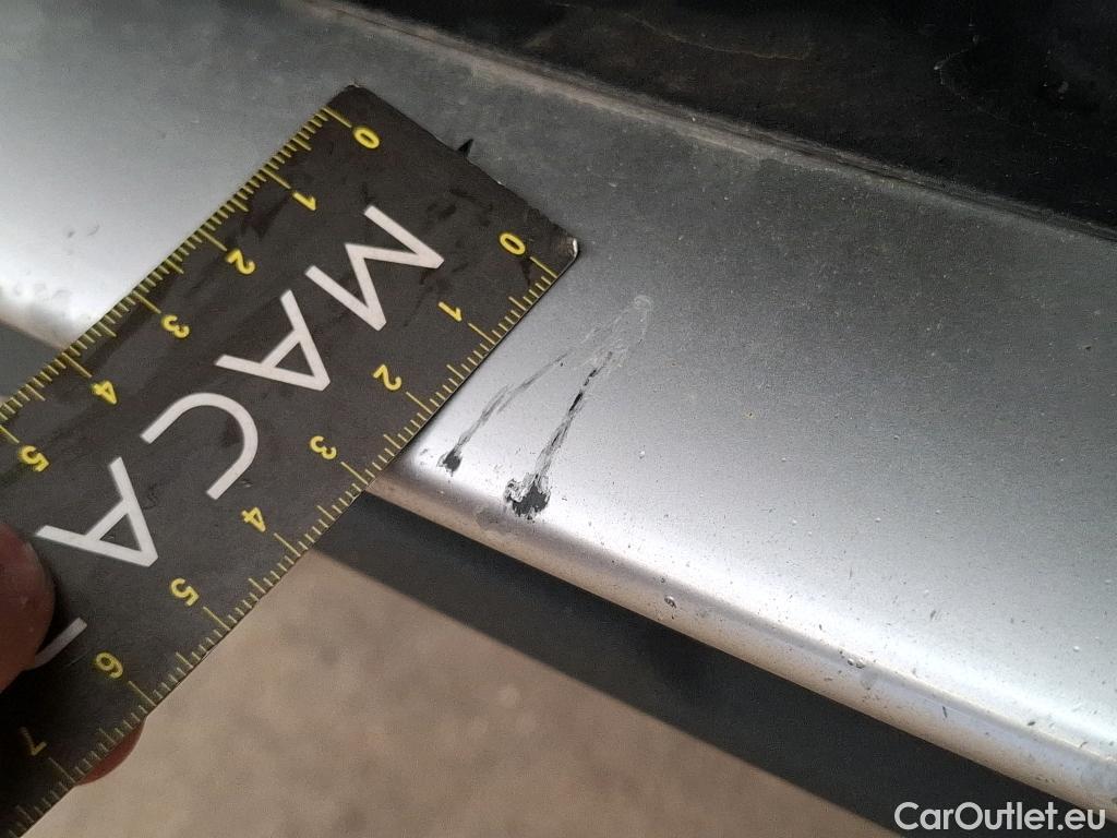  Peugeot  3008 PEUGEOT  / 2020 / 5P / SUV BlueHDi 130 S&S GT #21