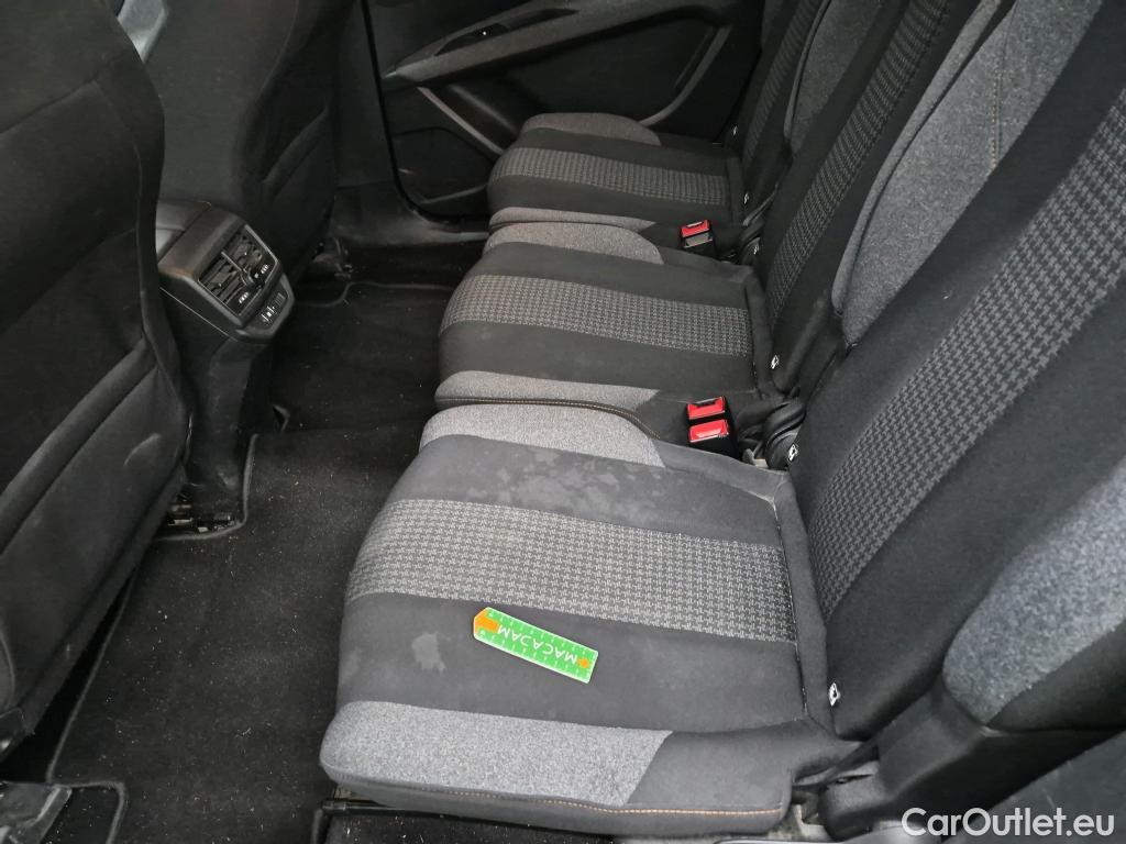  Peugeot  5008  Active Business 1.5 HDi 130CV BVA8 E6dT #19