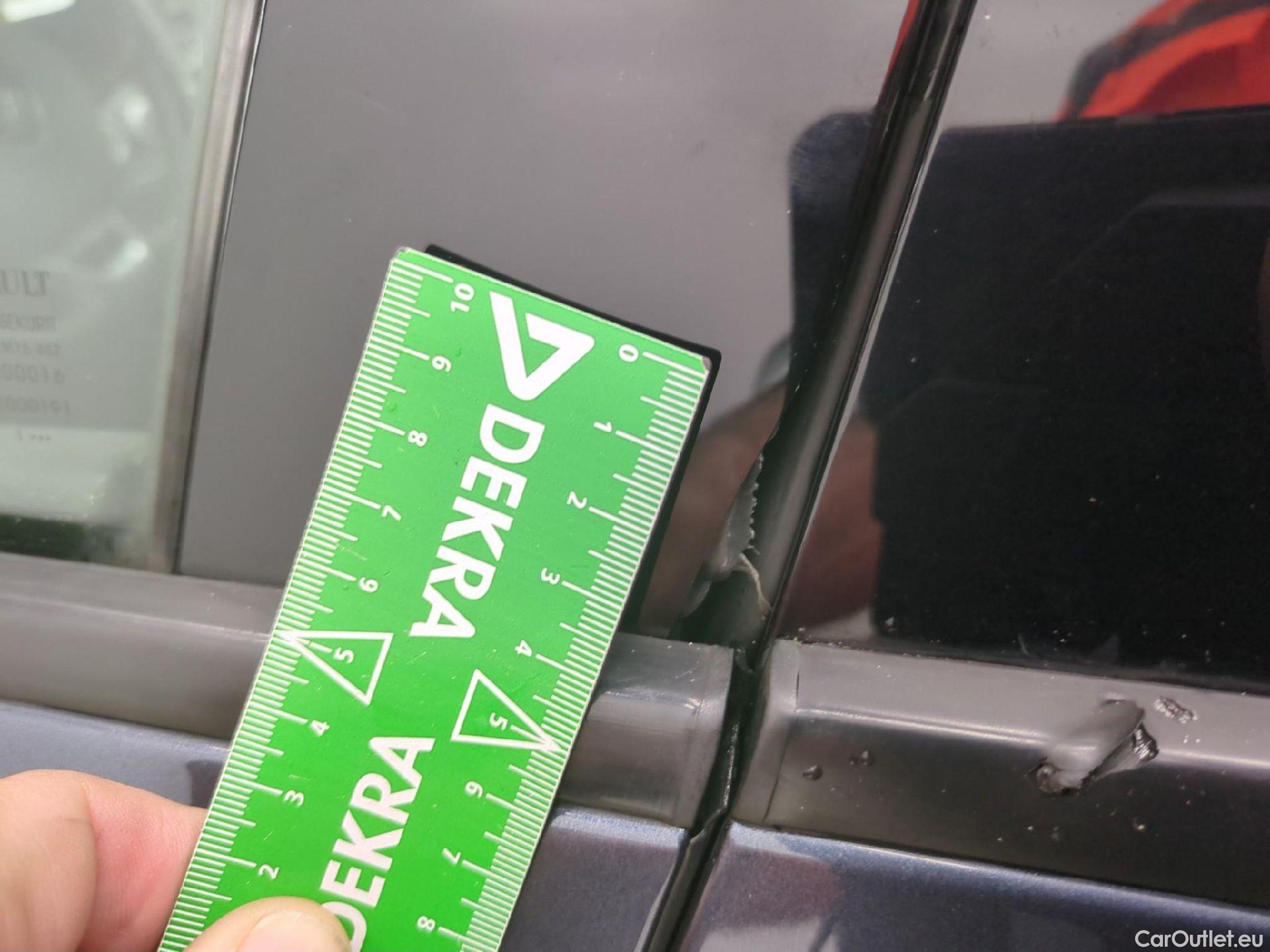  Renault  Megane RENAULT Mégane Berline / 2020 / 5P / Berline Business TCe 140 EDC FAP -21B #14