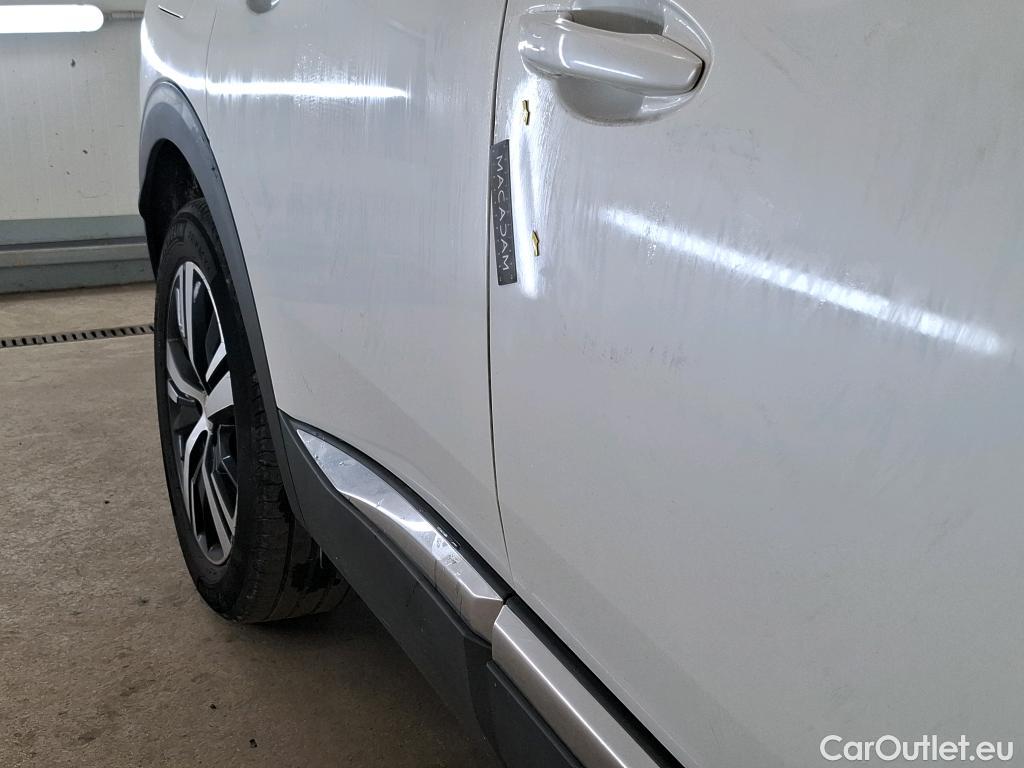  Peugeot  3008 PEUGEOT  / 2020 / 5P / SUV BlueHDi 130 S&S GT #7