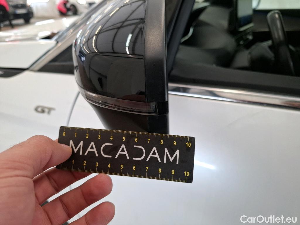  Peugeot  3008 PEUGEOT  / 2020 / 5P / SUV BlueHDi 130 S&S GT #11