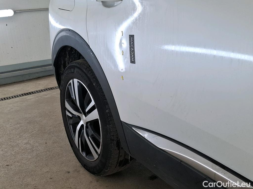  Peugeot  3008 PEUGEOT  / 2020 / 5P / SUV BlueHDi 130 S&S GT #2