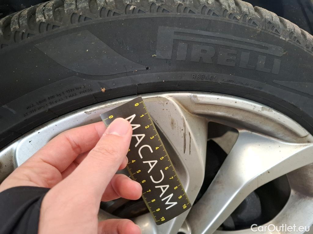  Renault  Scenic RENAULT Scénic / 2016 / 5P / monospace Business Blue dCi 120 EDC #18