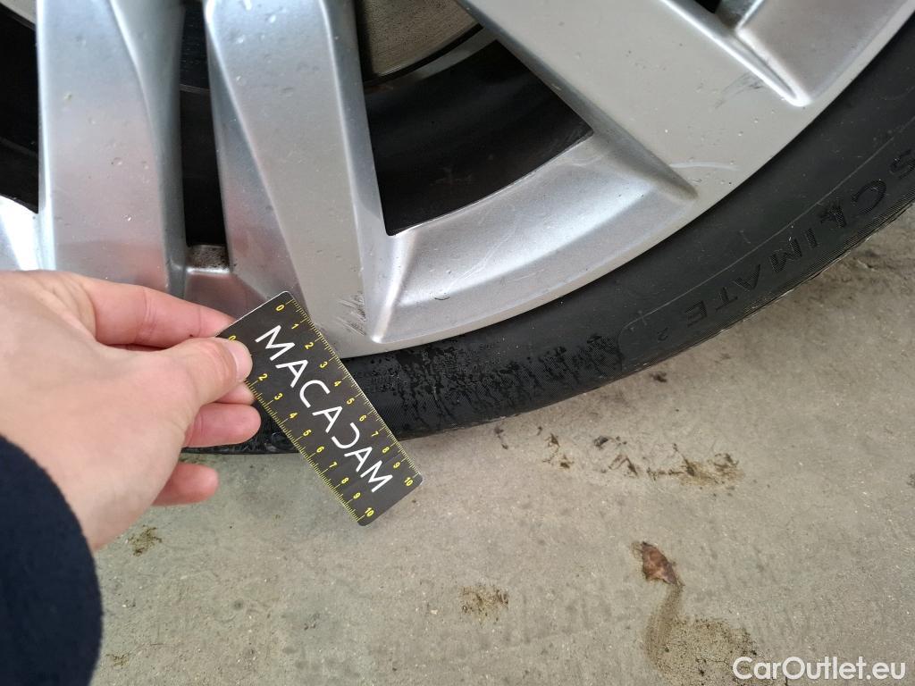  Peugeot  308 PEUGEOT  5p Berline BlueHDi 130 EAT8 S&S ACTIVE BUSINESS #28