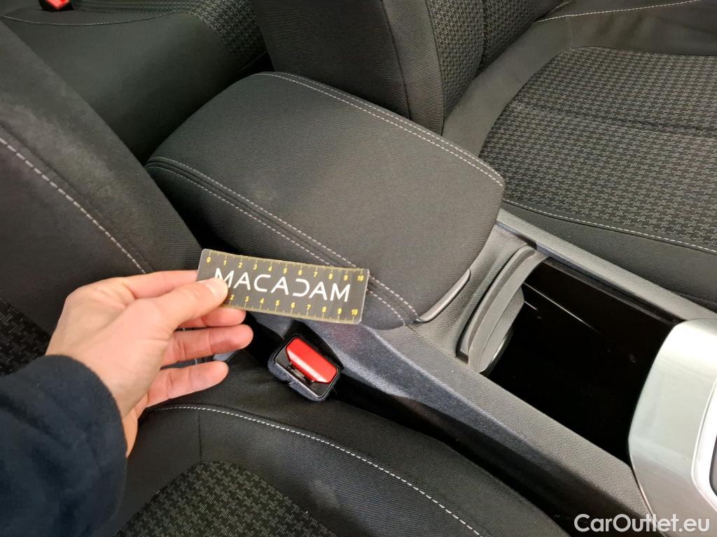  Peugeot  308 PEUGEOT  5p Berline BlueHDi 130 EAT8 S&S ACTIVE BUSINESS #42