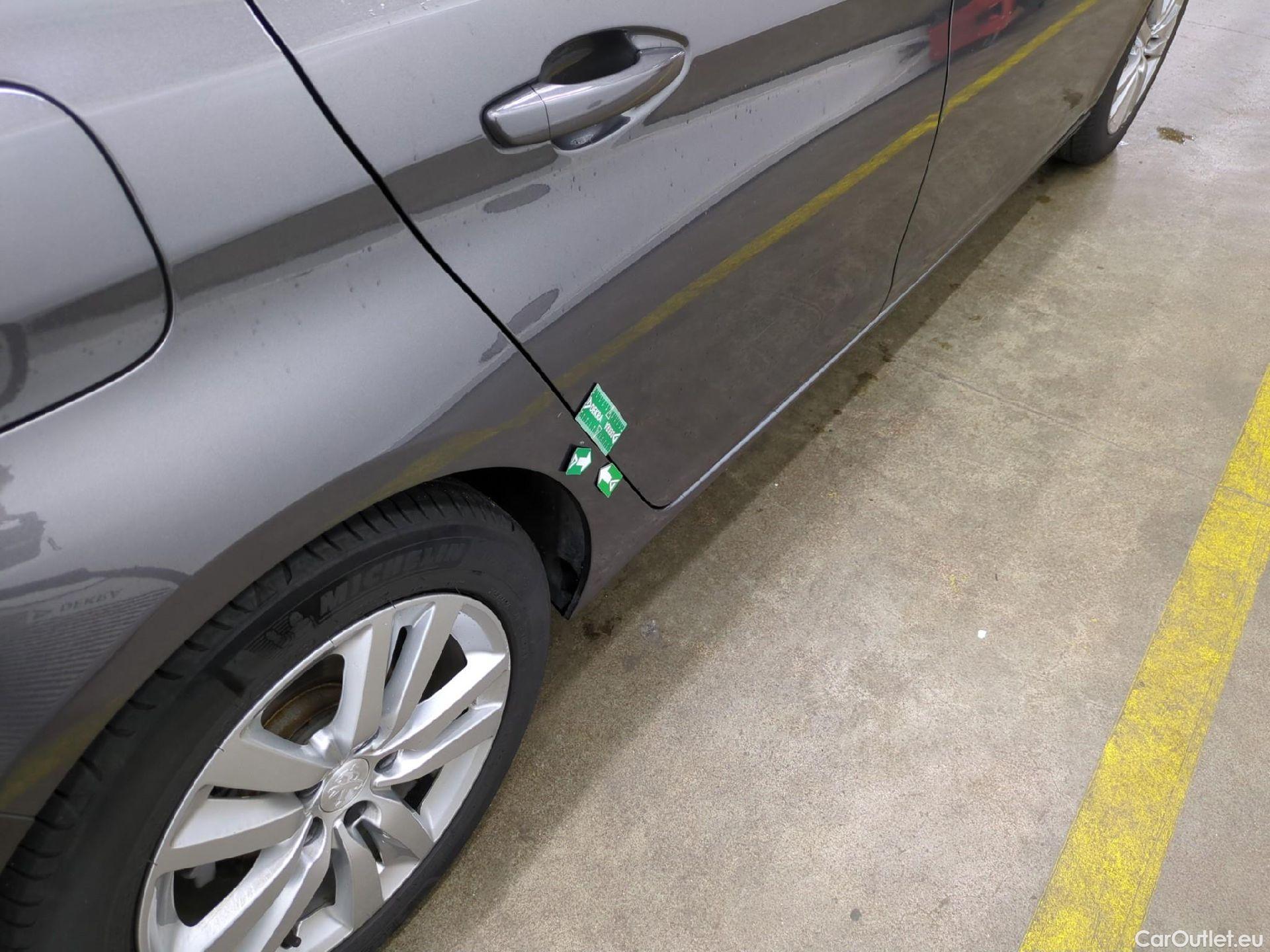  Peugeot  308  Active Business 1.5 HDI 100CV BVM6 E6d #18