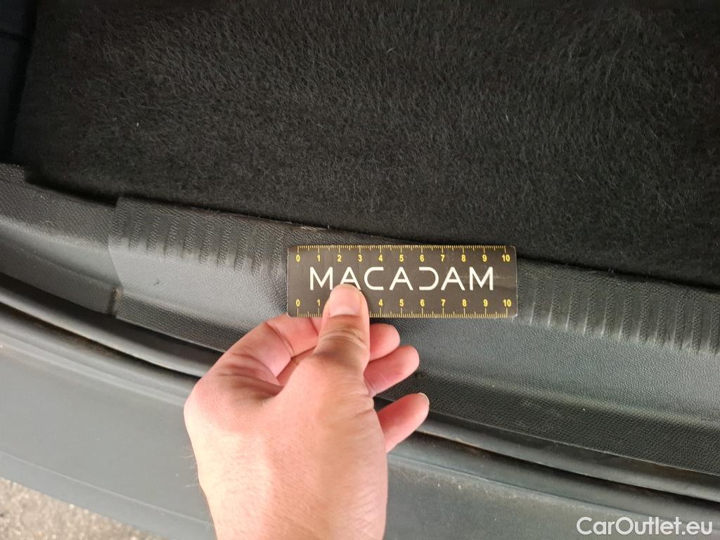  Peugeot  3008  Active Pack 1.5 HDi 130CV BVA8 E6d #46