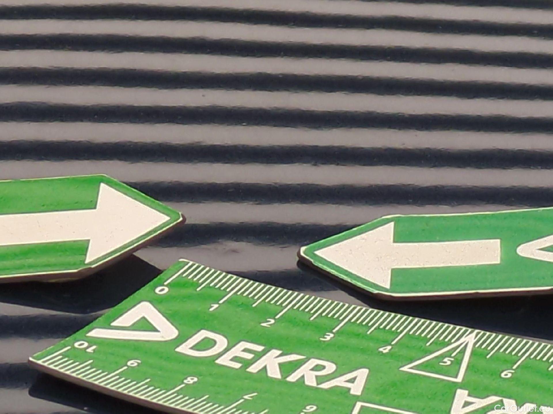  Peugeot  5008  Allure 1.2 PureTech 130CV BVA8 7 Sieges E6d #21