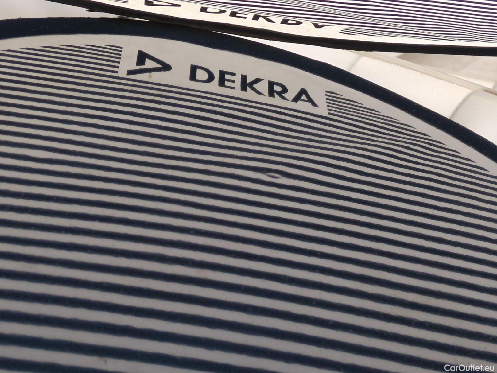  Peugeot  5008  Allure 1.2 PureTech 130CV BVA8 7 Sieges E6d #25