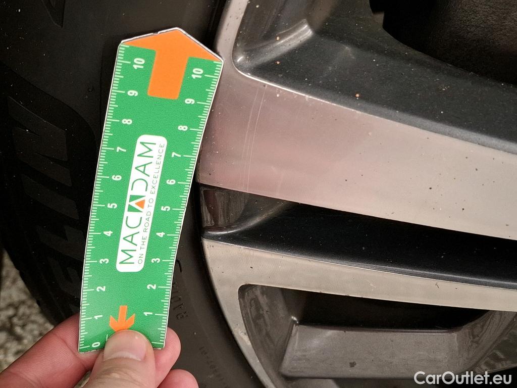  Peugeot  3008  Allure 1.5 HDi 130CV BVA8 E6d #13