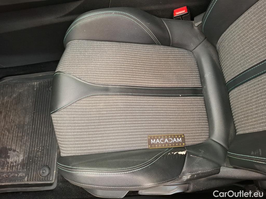  Peugeot  3008  II Allure Pack 1.5 HDi 130CV BVA8 E6d #3