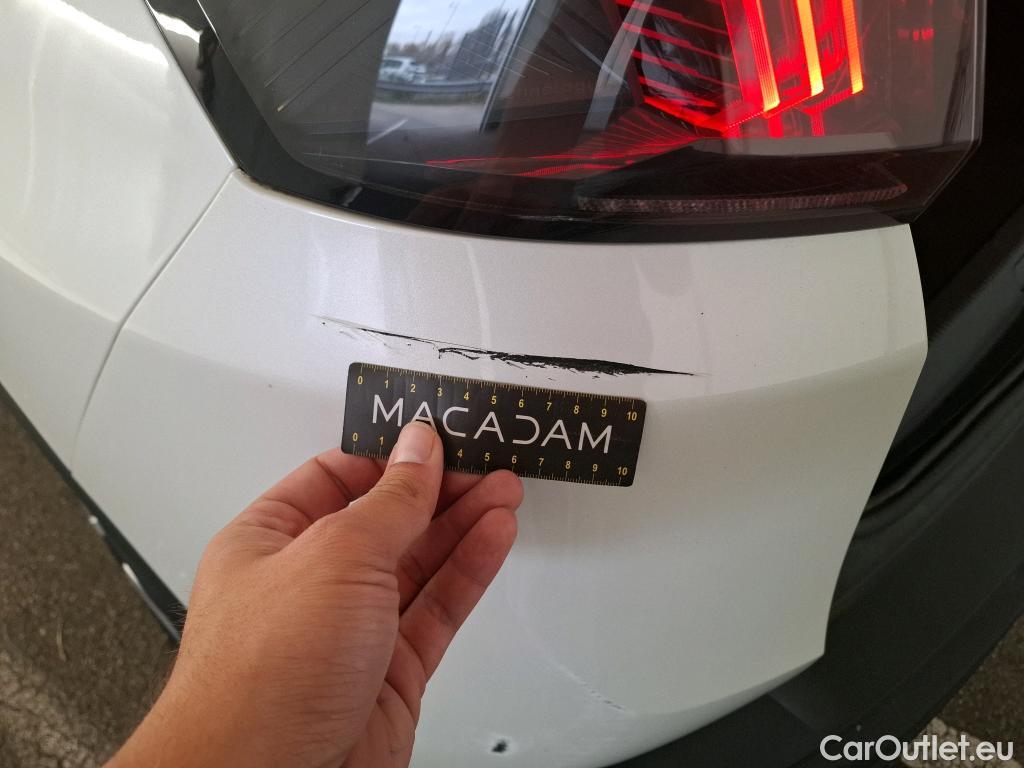  Peugeot  3008  Active Pack 1.5 HDi 130CV BVA8 E6d #17