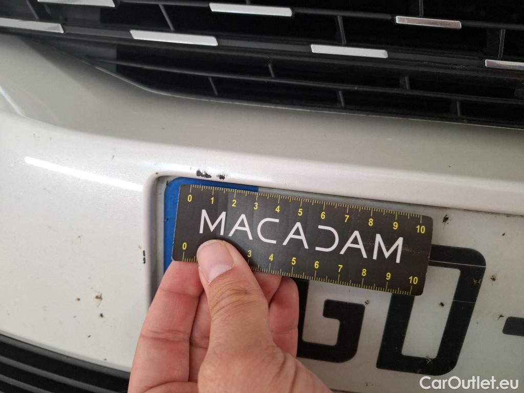  Peugeot  3008  Active Pack 1.5 HDi 130CV BVA8 E6d #15