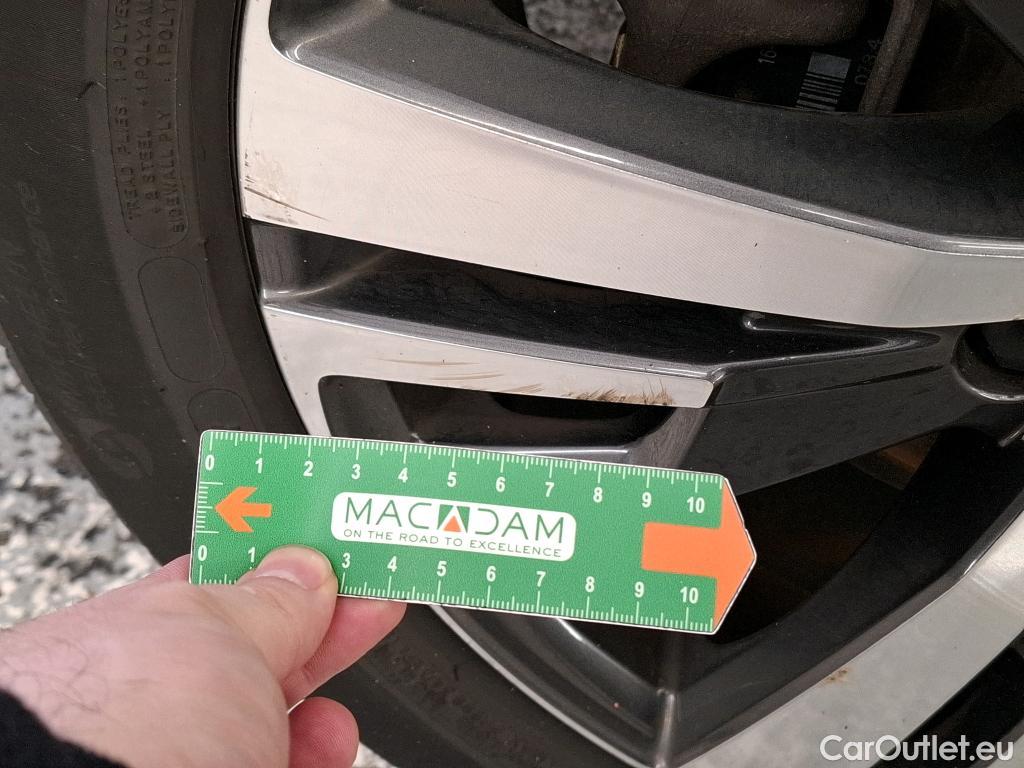  Peugeot  3008  Allure 1.5 HDi 130CV BVA8 E6d #23