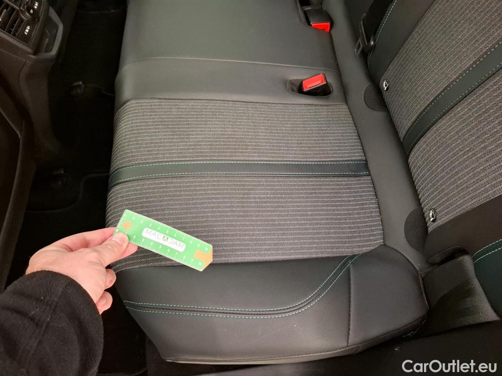  Peugeot  3008  Allure 1.5 HDi 130CV BVA8 E6d #35