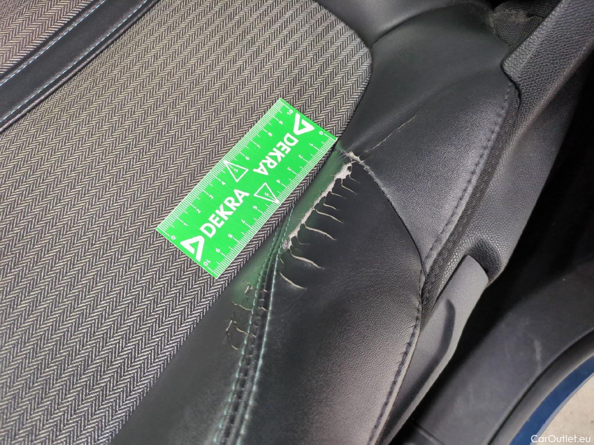  Peugeot  5008  Allure 1.2 PureTech 130CV BVA8 7 Sieges E6d #2