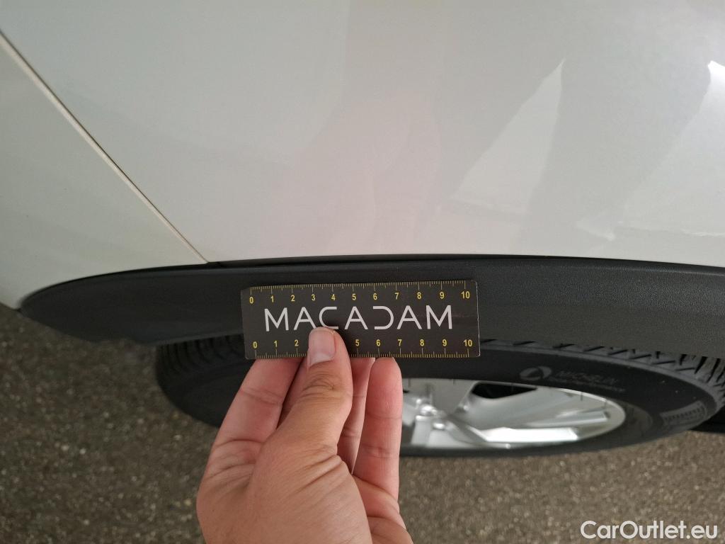  Peugeot  3008  Active Pack 1.5 HDi 130CV BVA8 E6d #48