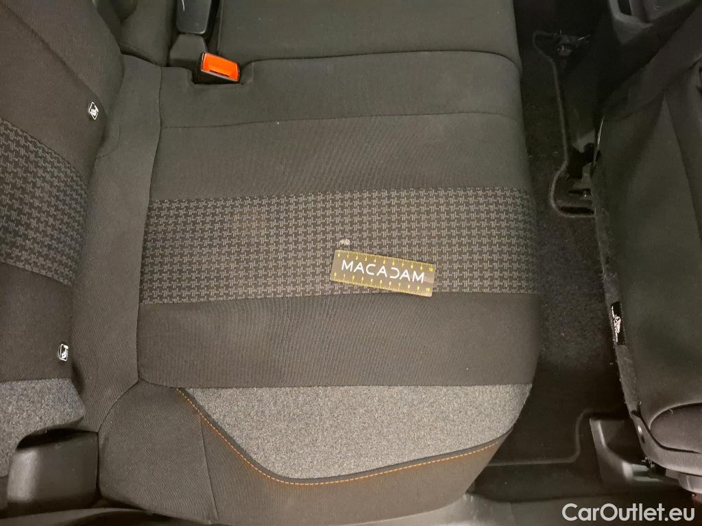  Peugeot  3008  Active Pack 1.5 HDi 130CV BVA8 E6d #4