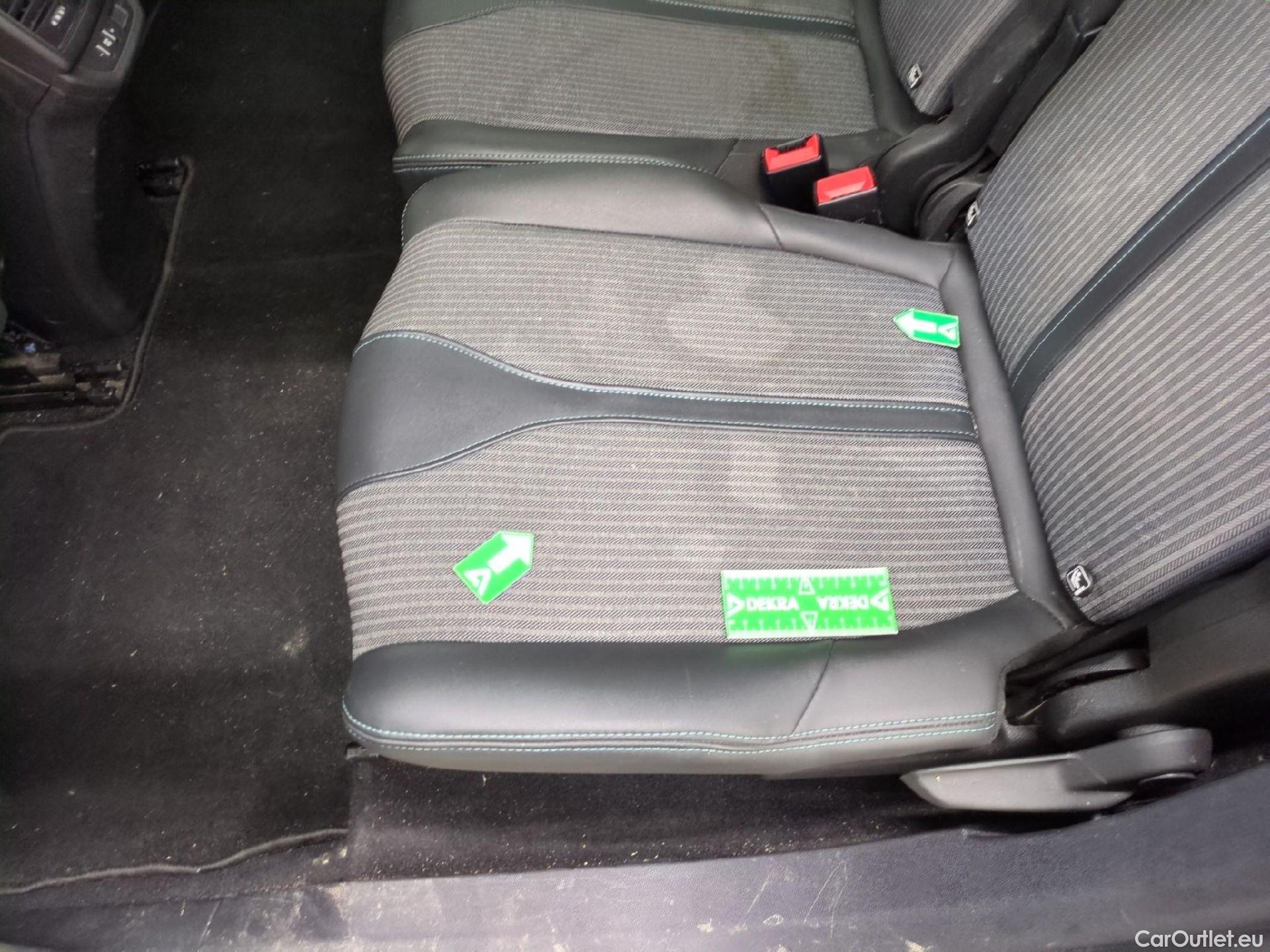  Peugeot  5008  Allure 1.2 PureTech 130CV BVA8 7 Sieges E6d #6