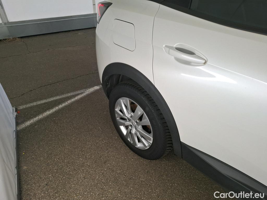  Peugeot  3008  Active Pack 1.5 HDi 130CV BVA8 E6d #26