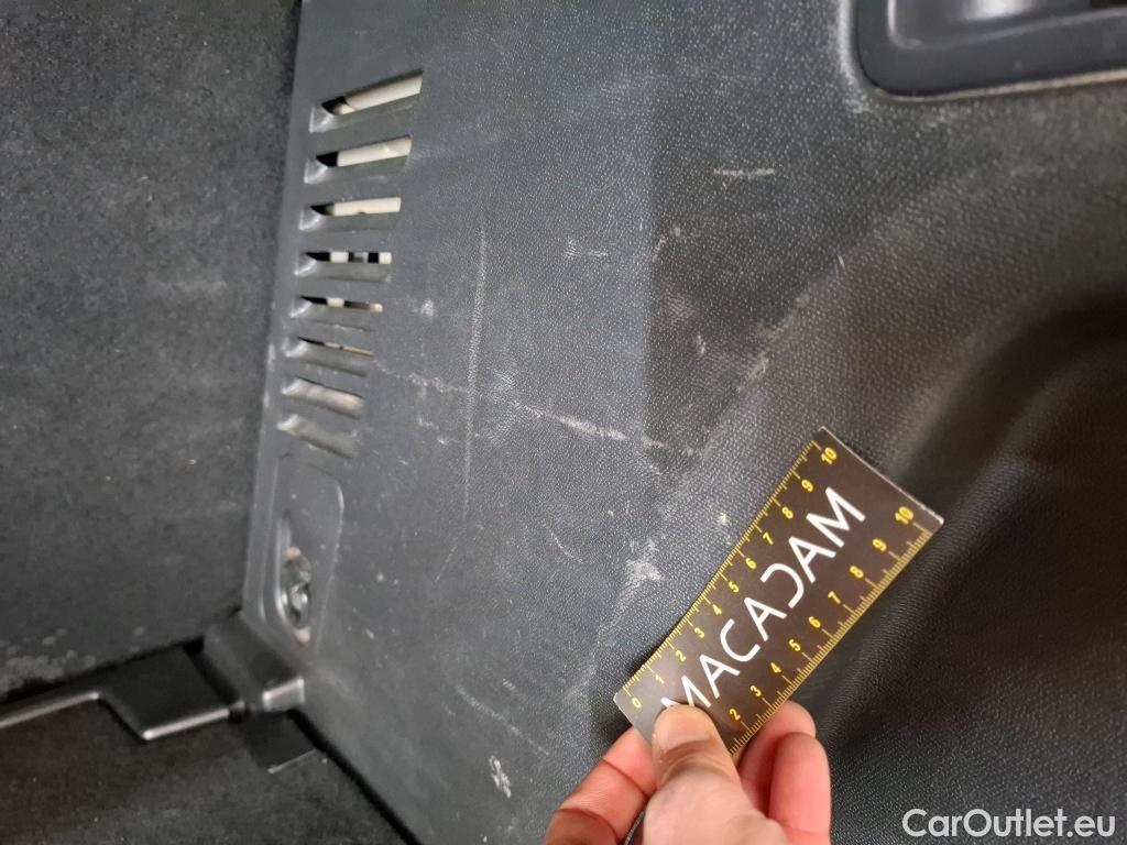  Peugeot  3008  II Allure Pack 1.5 HDi 130CV BVA8 E6d #27