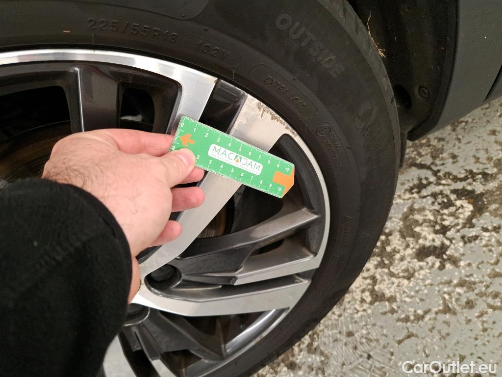  Peugeot  3008  Allure 1.5 HDi 130CV BVA8 E6d #22